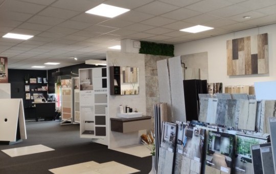 torchio-showroom-carrelage-parquet-vinyle-pierre-bain